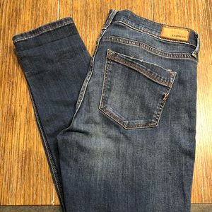 Express Mis Rise Legging